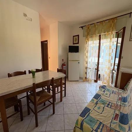 Appartement Small House With Balcony